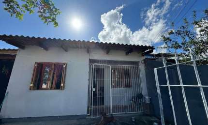 Casa com 2 quartos à venda na Acesso I, 2240, Restinga, Porto Alegre