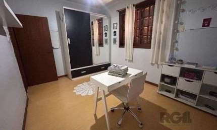 Casa com 3 quartos à venda na Rua Capitão Manoel Pozo Bravo, 226, Partenon, Porto Alegre