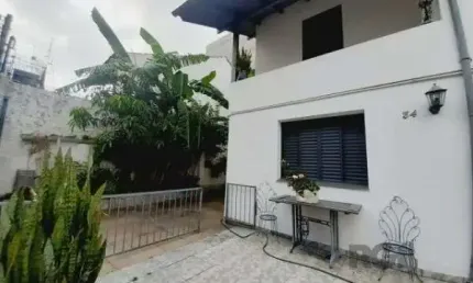 Casa com 4 quartos à venda na Rua Barão de Cerro Largo, 133, Menino Deus, Porto Alegre