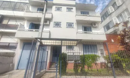 Prédio à venda na Rua Marcelo Gama, 427, São João, Porto Alegre