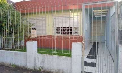 Casa com 3 quartos à venda na Rua Juarez Távora, 509, Vila João Pessoa, Porto Alegre