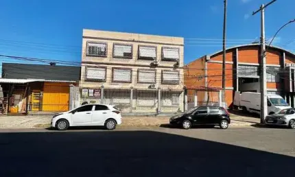 02 dormitórios, bairro Santa Maria Gorethi, sala enorme, cozinha e banheiro, aceita financiamento