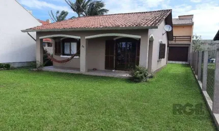 Casa com 4 quartos à venda na Rua Santa Maria, 34, Balneário  Atlântico, Arroio do Sal