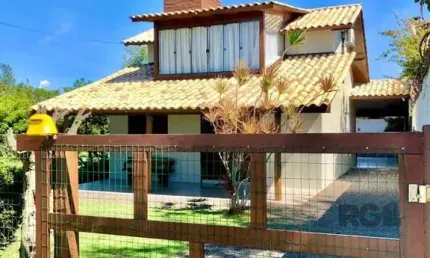 Casa com 3 quartos à venda na Avenida Beira Mar Norte, 800, Centro, Arroio do Sal