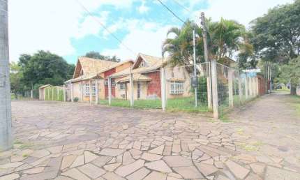 Casa com 3 quartos para alugar na Rua Cangussu, 582, Nonoai, Porto Alegre