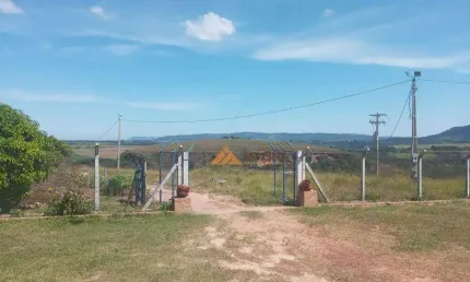 Sítio com 4 dormitórios à venda, 48400 m² por R$ 700.000,00 - Zona Rural  - Monte Santo de Minas/MG