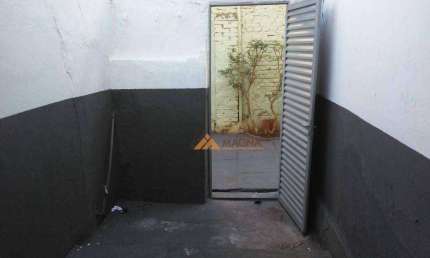 Casa com 1 quarto para alugar por R$ 707/mês - Centro - Ribeirão Preto/SP