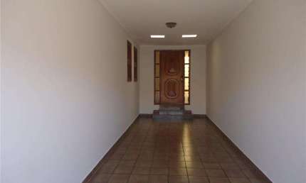 Casa com 3 quartos para alugar, 119 m² por R$ 2.007/mês - Vila Tibério - Ribeirão Preto/SP