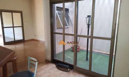 Sobrado com 5 quartos sendo 02 suítes, 255 m² - venda por R$ 630.000 ou aluguel por R$ 4.389/mês - Parque dos Bandeirantes - Ribeirão Preto/SP