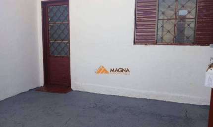 Casa com 2 quartos para alugar por R$ 825/mês - Vila Tibério - Ribeirão Preto/SP