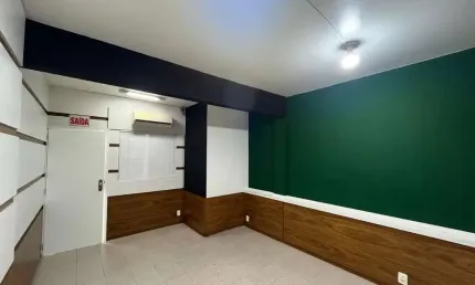 Comercial para Locação em Itajaí, Centro, 1 banheiro