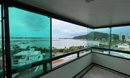 Apartamento para Venda em Itajaí, Fazenda, 3 dormitórios, 1 suíte, 4 banheiros, 2 vagas