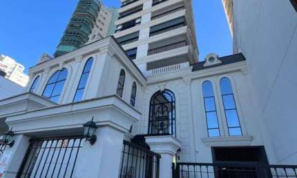 Apartamento para Locação em Itajaí, Centro, 3 dormitórios, 3 suítes, 3 banheiros, 2 vagas