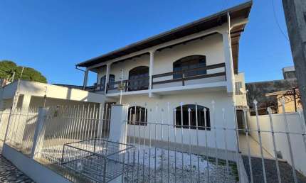 Casa para Locação em Itajaí, São João, 4 dormitórios, 1 suíte, 4 banheiros, 2 vagas