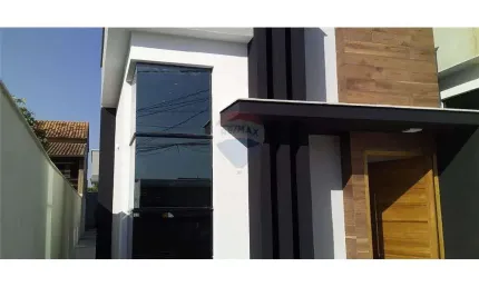 Uma casa belíssima em uma localização espetacular PRÓXIMO A PRAIA