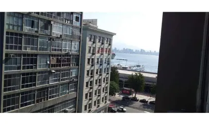 Ótima Localização em Frente as Barcas Rio x Niterói