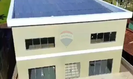 Prédio Comercial à Venda em Maricá/RJ | 2 Pavimentos| 2 lojas e 4 salas | 324m² Construídos