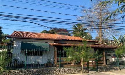 Casa com 6 quartos à venda em Pendotiba, Niterói 