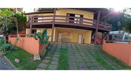 Casa em condomínio fechado com 4 quartos à venda em Itaipu, Niterói 