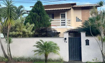 Linda e Paradisíaca Casa em Condomínio no Recanto de Itaipuaçu.