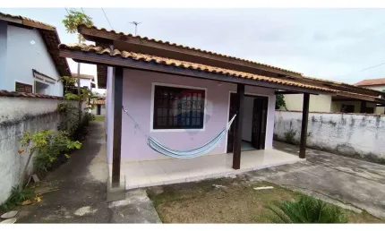 Casa no Barroco, Itaipuaçu com 03 quartos amplos, sendo uma suíte, espaço Gourmet e área para uma piscina