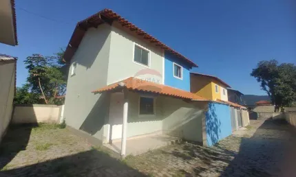 'Casa em Itaupuaçu: 2 Quartos, Segurança e Conforto'