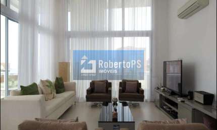 Cobertura maravilhosa na Riviera de São Lourenço com 4 suítes, mobiliado e planejado, com piscina privativa.
