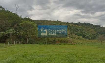 Fazenda com 57 alqueires, no pé da Serra da Mantiqueira.