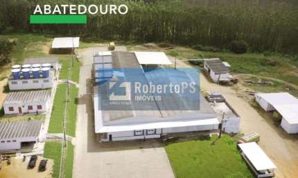 Vendo frigorífico de frango TOP fazenda com vários galpões de granja localizado em Aracaju.