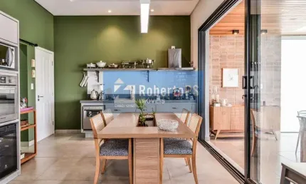 Maravilhosa casa térrea de 330m2 de área construída em Jambeiro.