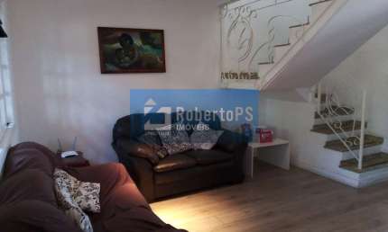 Linda casa com 3 dormitórios no condomínio no Torrão de Ouro para locação