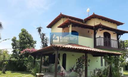 Casa com terreno de 600 metros na praia Seca em Araruama- RJ