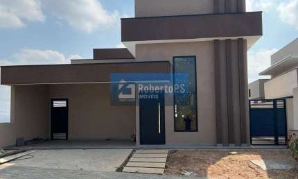 Venha se encantar com essa casa térrea moderna, localizada no condomínio em Caçapava.