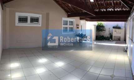 Casa à Venda em São José dos Campos-SP: 3 Quartos, 2 Suítes, 2 Salas, 3 Vagas - Jardim das Indústrias