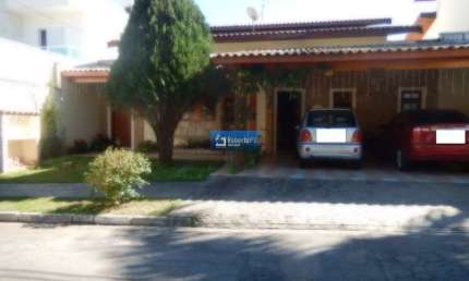 Excelente sobrado no Portal da Serra com possibilidade de permuta
