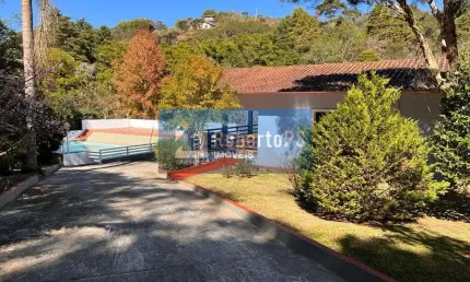 Senhores(a) Excelente sítio em Santo Antônio do Pinhal, venha morar com a natureza