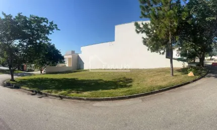 Terreno de 441,69 m² em condomínio de luxo no Residencial Renaissance em Sorocaba-SP! Não deixe essa oportunidade passar, garanta já o seu!