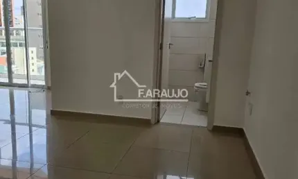 Excelente sala comercial de 40m² com varanda no prestigiado Edifício Infinity Campolim Office.