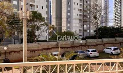 Apartamento decorado para locação todo mobiliado próximo ao Shopping Iguatemi Esplanada. Valor da Locação: R$ 4.000,00 incluso IPTU e CONDOMINIO.