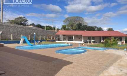 Chácara à venda em Salto de Pirapora-SP: 6 quartos, 2 suítes, 2 salas, 7 banheiros, 35 garagens, 600m².