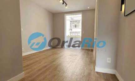 Apartamento com 3 quartos à venda na Rua Marquês de Olinda, Botafogo, Rio de Janeiro, 75 m2 por R$ 820.000