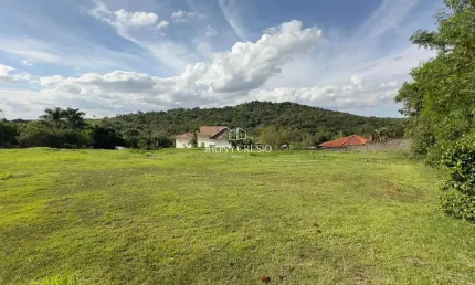 Estância zaúna - condomínio estância zaúna, 4000 m², topografia plana.