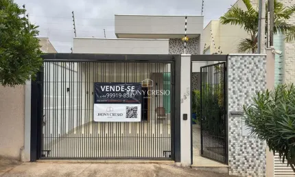 Casa à venda semi mobiliada em maringá, 10 min. próximo do centro.
