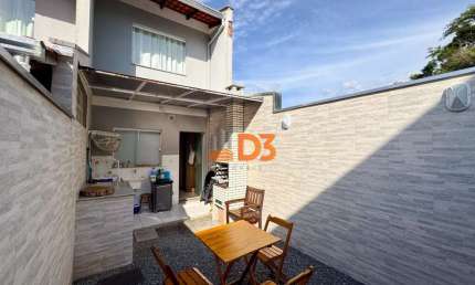 Casa com 2 quartos à venda no Fidélis, Blumenau , 70 m2 por R$ 449.990