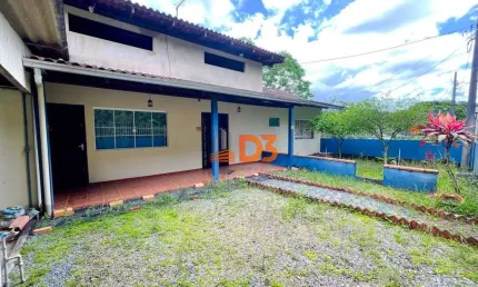 Casa com 3 quartos à venda no Garcia, Blumenau  por R$ 423.990