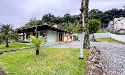 Casa com 4 quartos à venda no itoupava central, blumenau , 250 m2 por r$ 1.280.000