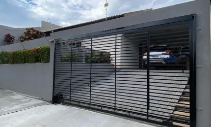 Casa com 3 quartos à venda na Rua Cabo Frio, Jardim Alvorada, Londrina