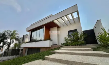 Casa de luxo em condomínio à venda em Indaiatuba-SP, bairro Helvetia: 4 quartos, 4 suítes, 1 sala, 5 banheiros, 4 vagas, 315m²!