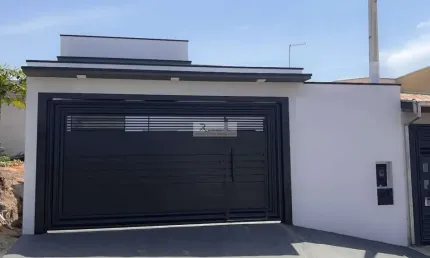 Casa à venda em Indaiatuba-SP, Jardim União: 2 quartos, 1 suíte, 1 sala, 2 banheiros, 2 vagas de garagem, 71m². Venha conferir!