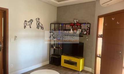 Imperdível: Casa à venda no Jardim Colonial, Indaiatuba-SP, com 3 quartos, 1 suíte, 1 sala, 2 banheiros, 2 vagas de garagem, 143m².